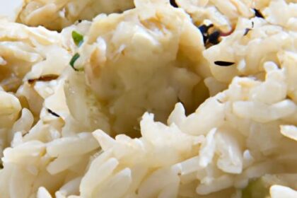 Timeless Classic Chicken and Rice Bake: A Comfort Feast