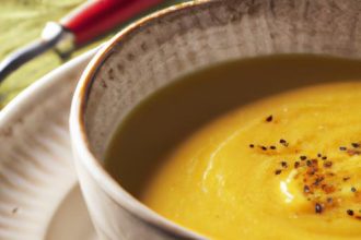 Zesty Carrot and Ginger Soup: A Comfort in Every Spoonful