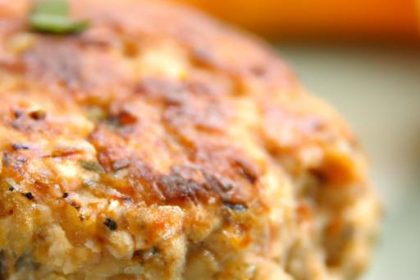 Easy & Tasty Salmon Patties: A Homemade Seafood Delight